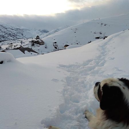 Casas Rurales Entre Babia Y La Luna Villafeliz Eksteriør billede