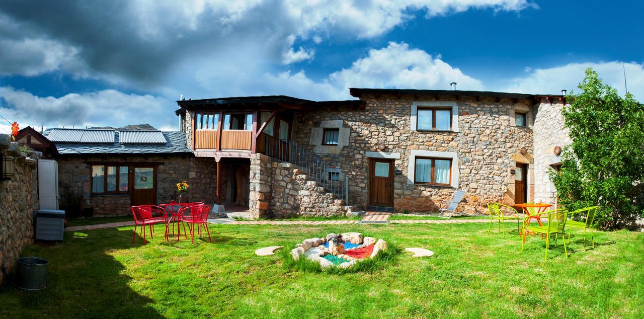 Casas Rurales Entre Babia Y La Luna Villafeliz Eksteriør billede